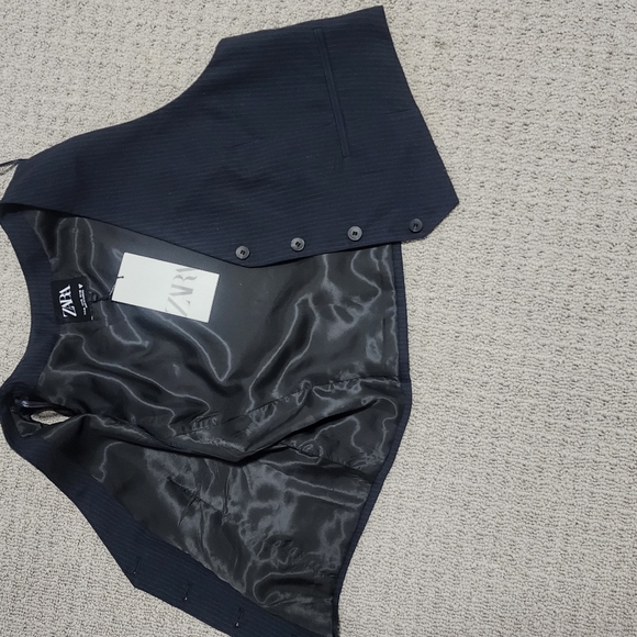 New Pinstripe Vest in Ink blue color, NWT - Picture 8 of 11